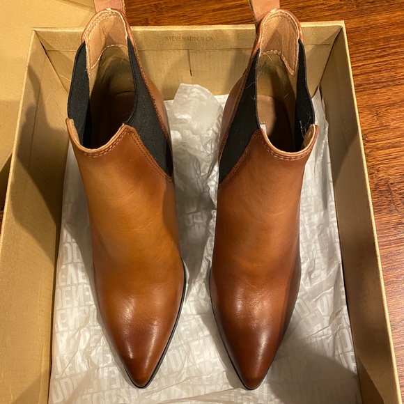 ⚡️NWT Steve Madden Booties⚡️ - Picture 5 of 9